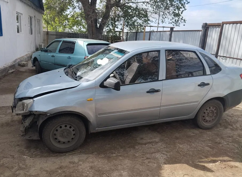 ВАЗ (LADA) Granta 2013